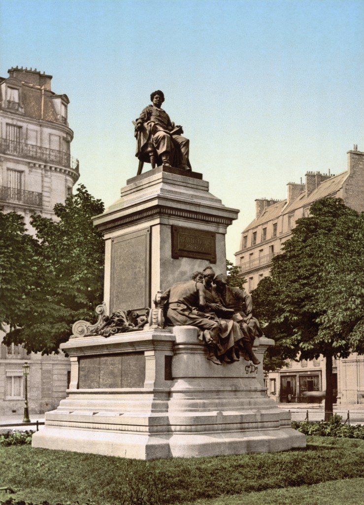 Statue d'Alexandre Dumas